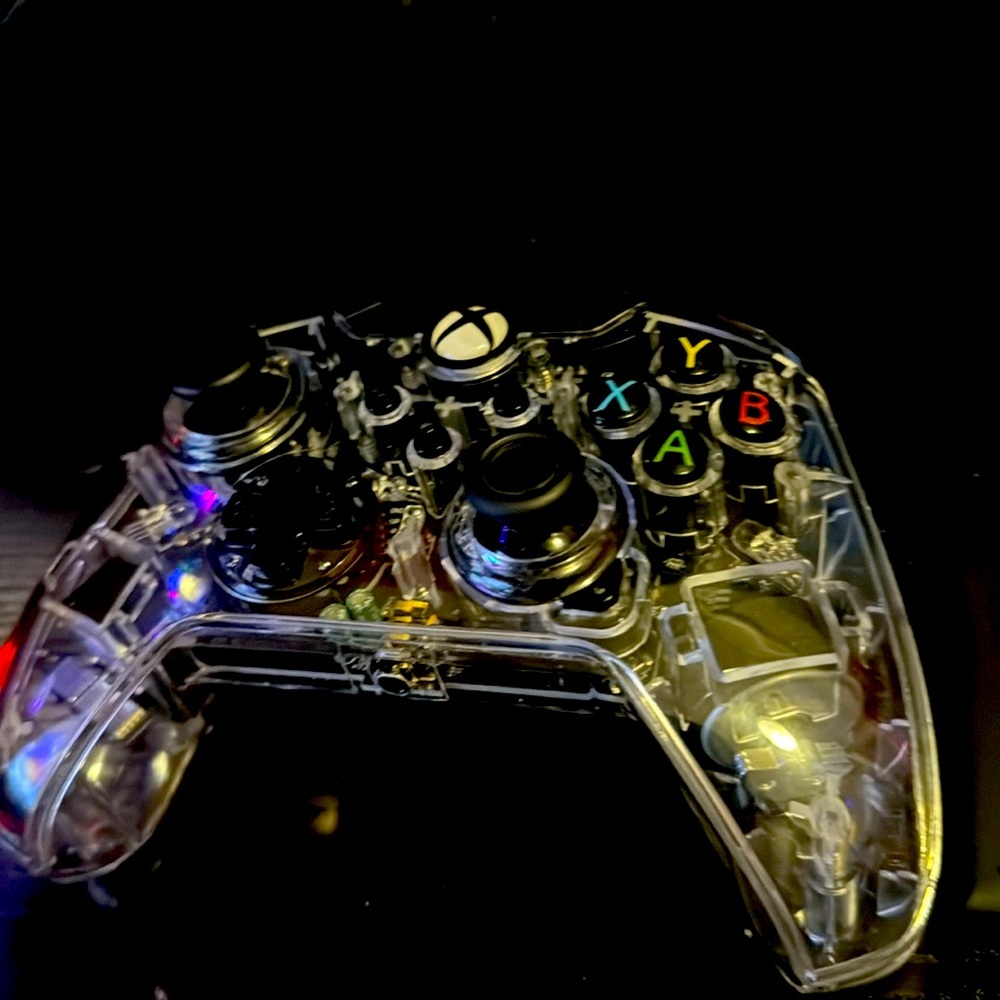 Xbox One controller ‘Afterglow’ ‼️‼️